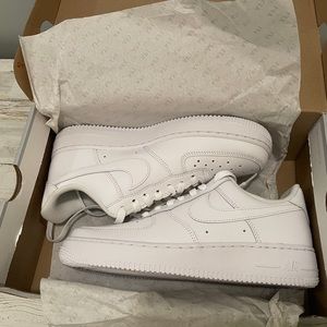 Nike Air Force 1 ‘07 womens 8.5 NEW